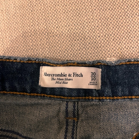 Abercrombie jean short - Picture 4 of 4
